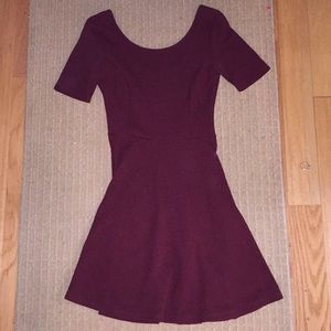 maroon flowy dress — accepting lower offers!!